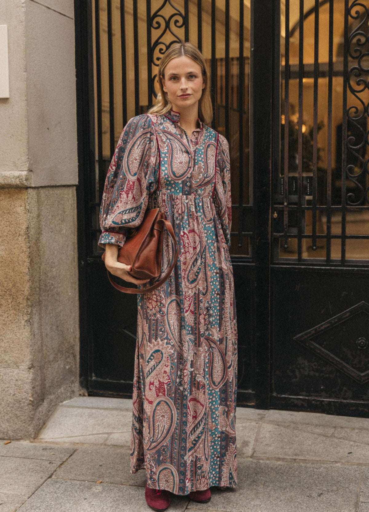 Vestido Aberdeen largo paisley, vista frontal completa | Cherubina