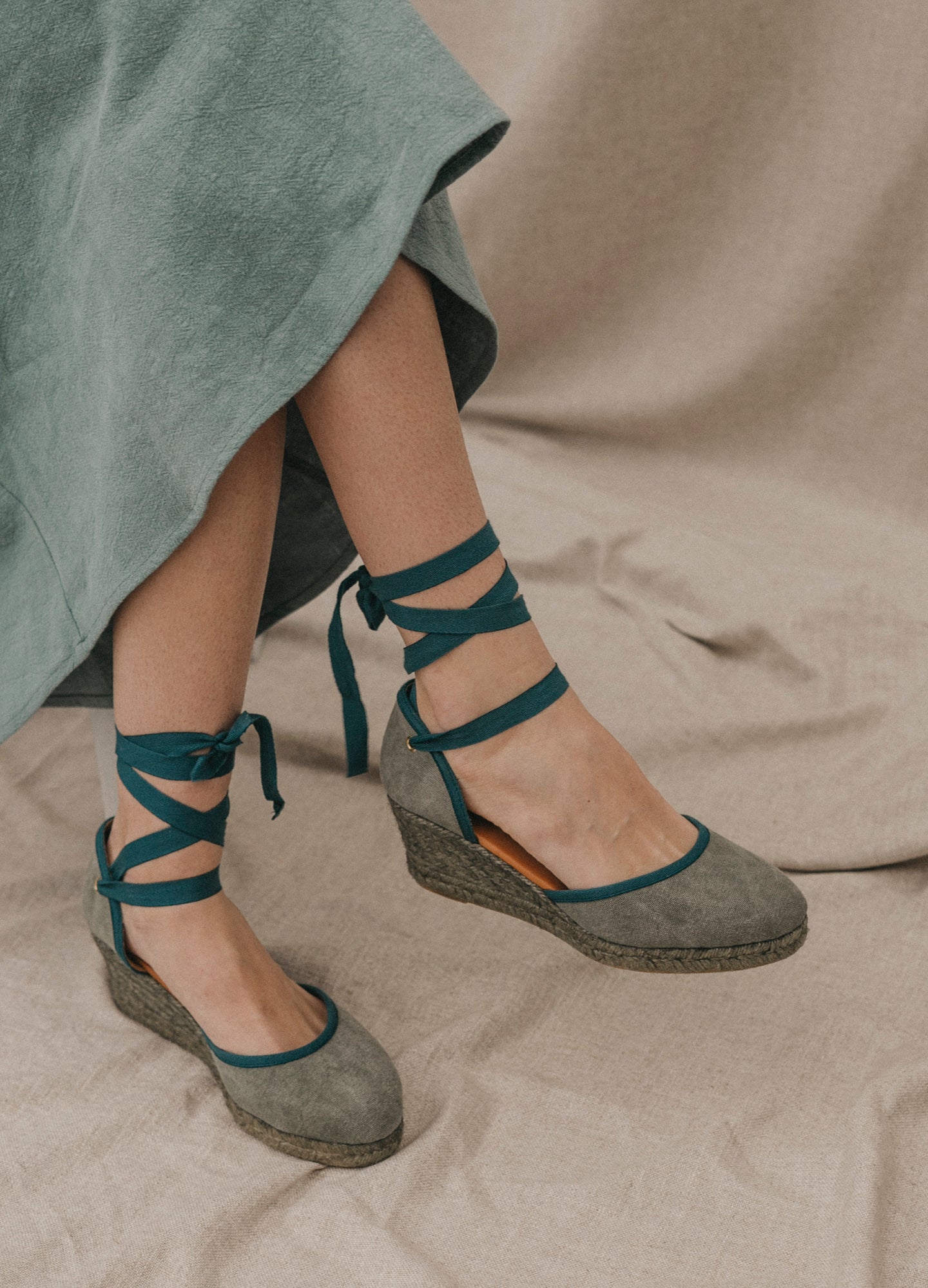 Mr. Velous | Cuña de Esparto Paloma Khaki