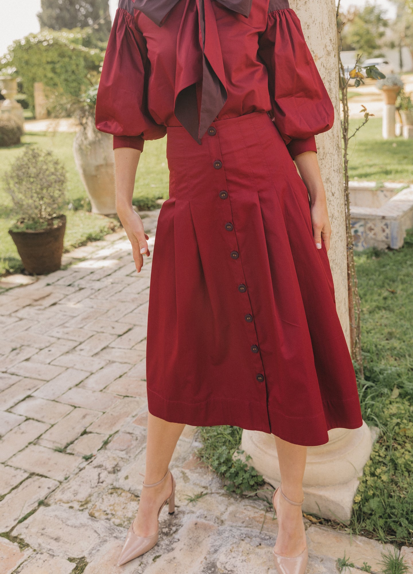 Conjunto de blusa y falda burdeos Bessie-Simone