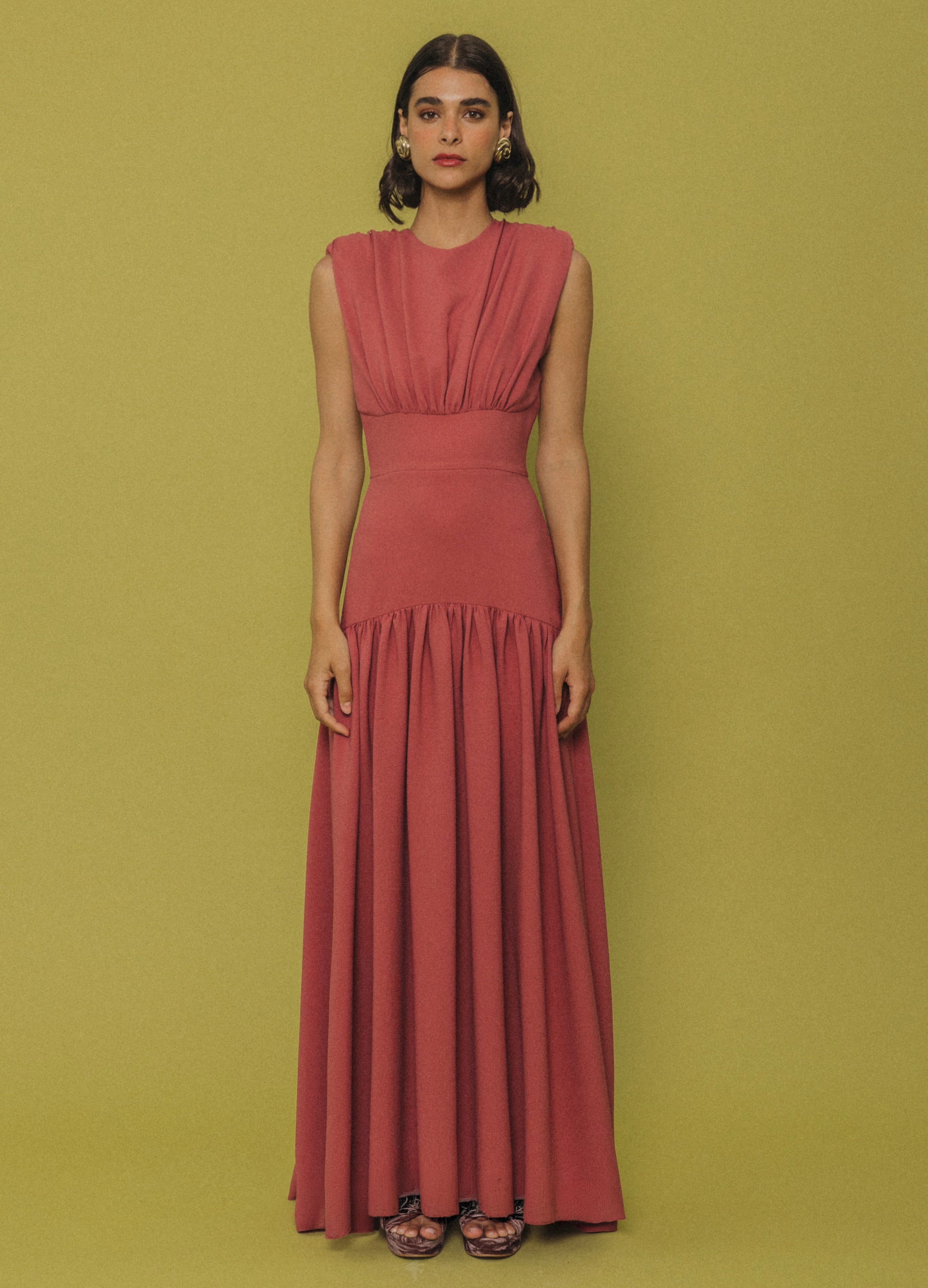 Vestido Faith en blush, vista frontal con cintura entallada | Cherubina