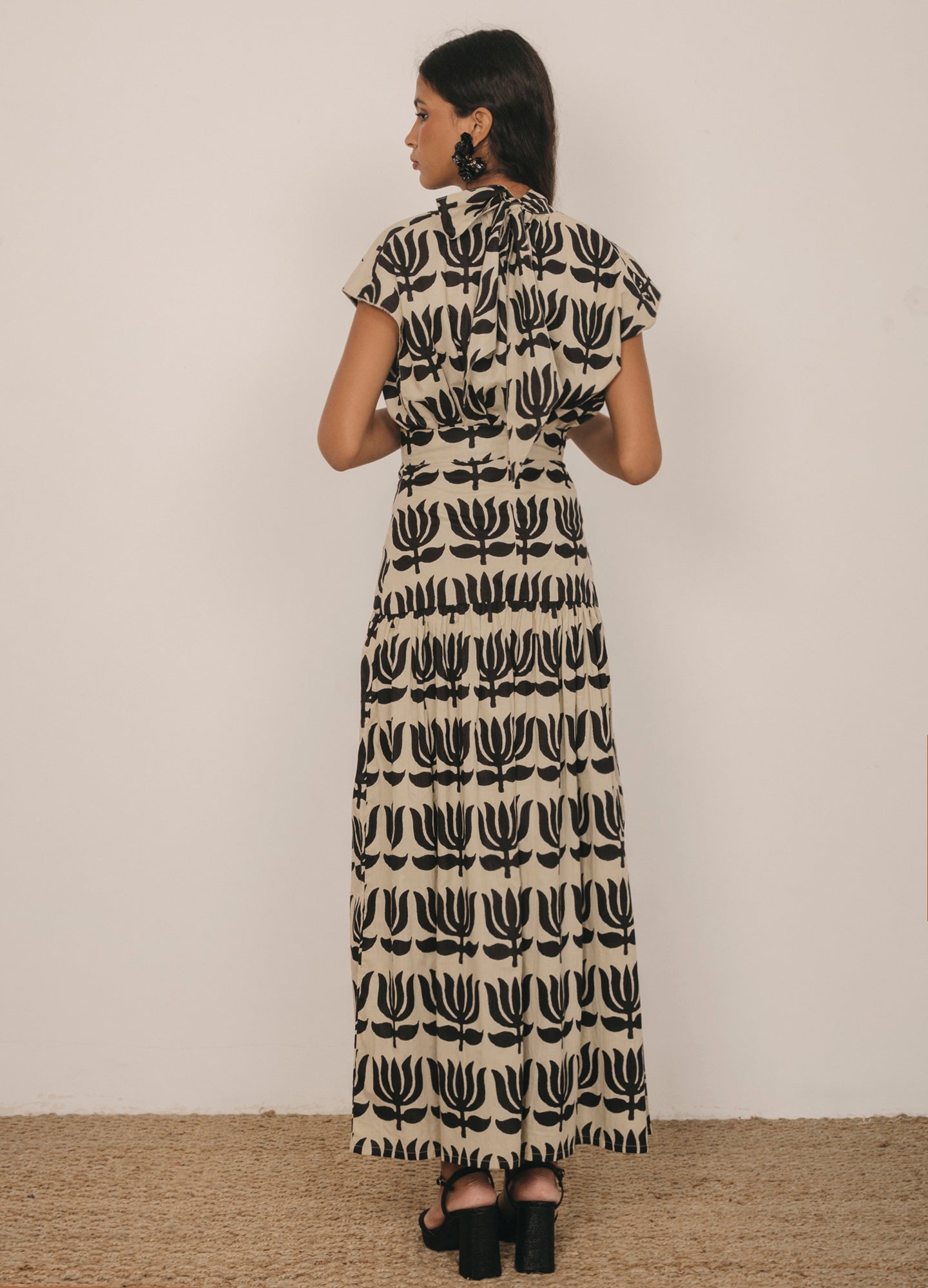 Conjunto de top y falda negro Odalis-Kenia