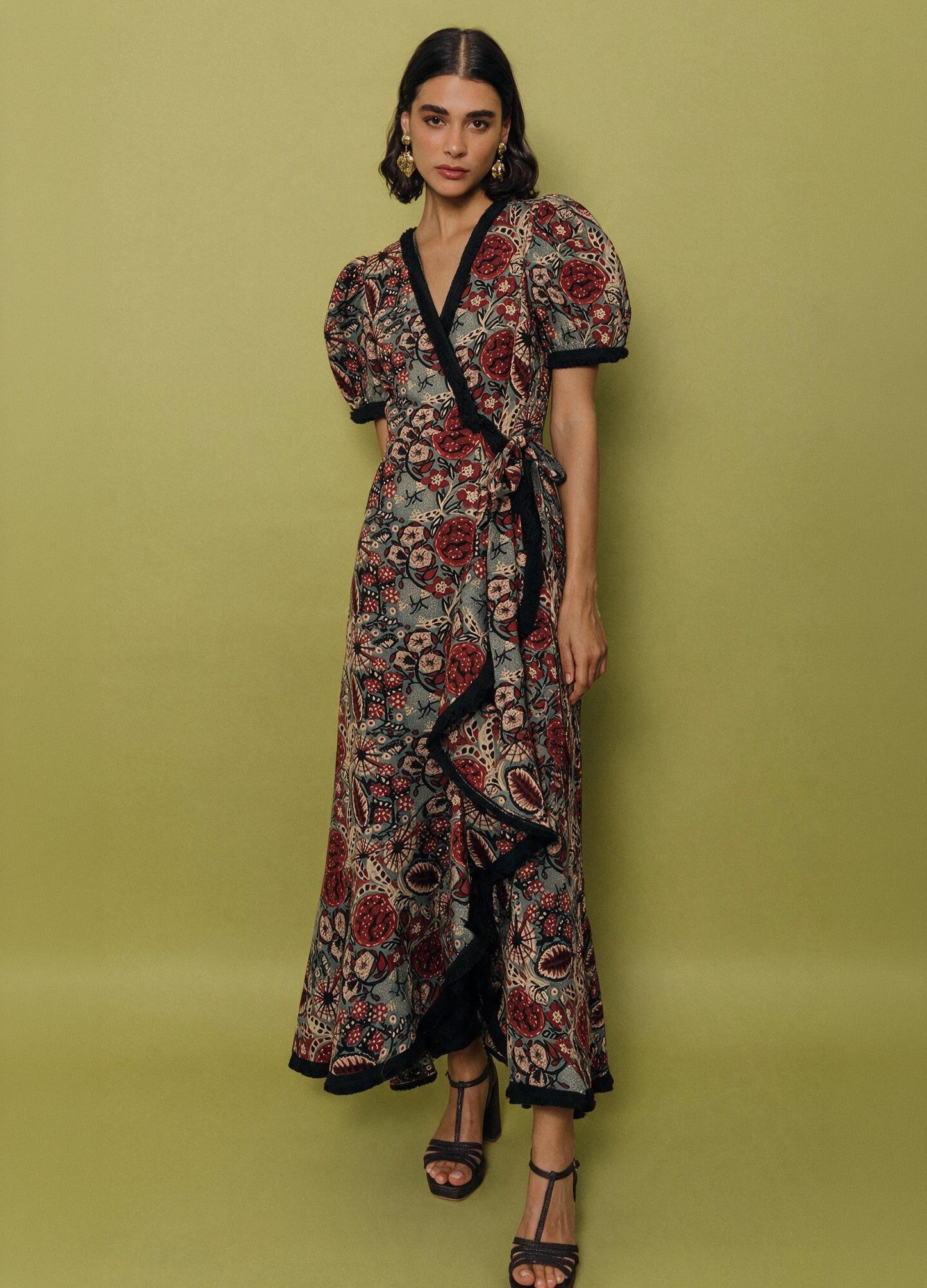 Robe Arabella