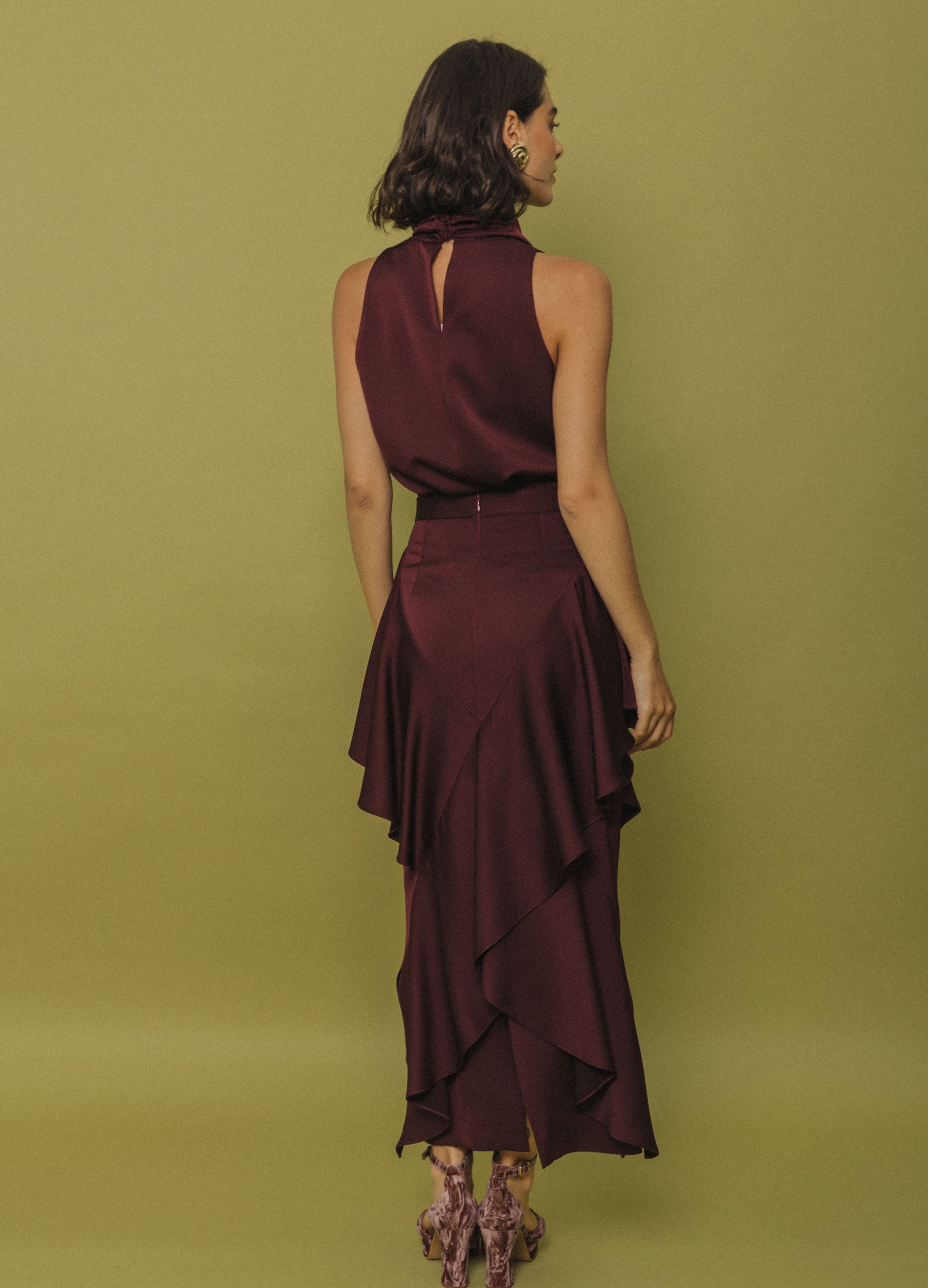 Conjunto Top Ash y Falda Deborah en vino, vista trasera | Cherubina