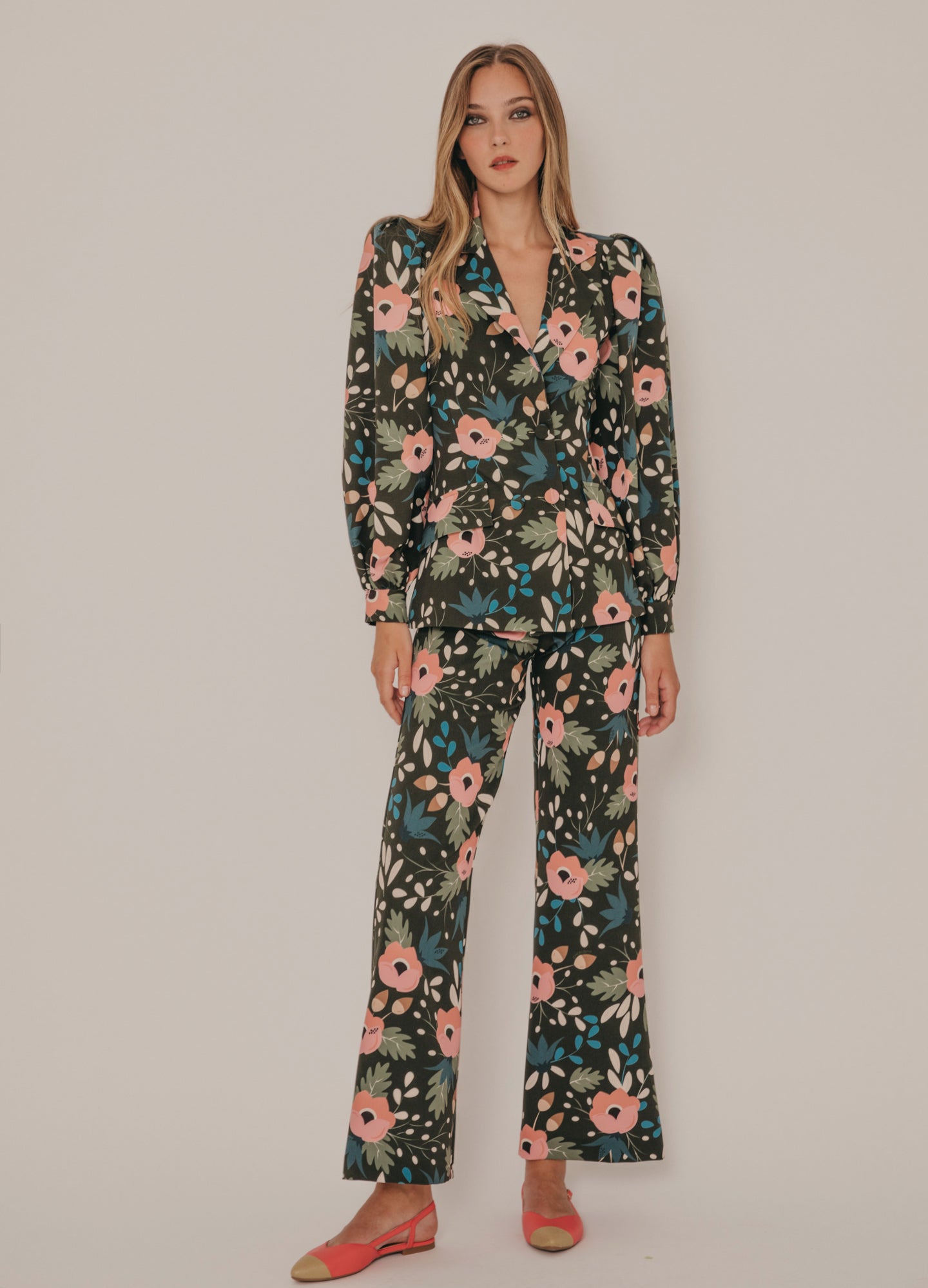 Queline Bush Print Suit jacket