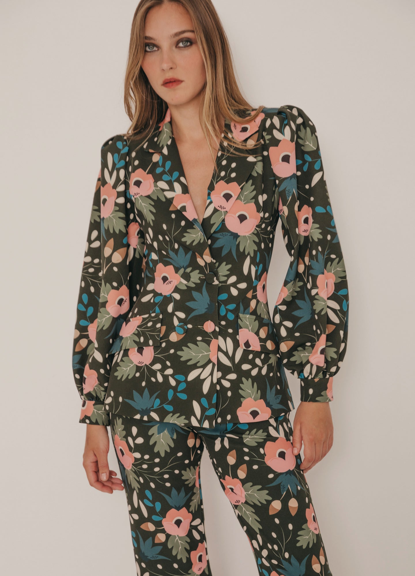 Traje de Chaqueta Queline Bush Print