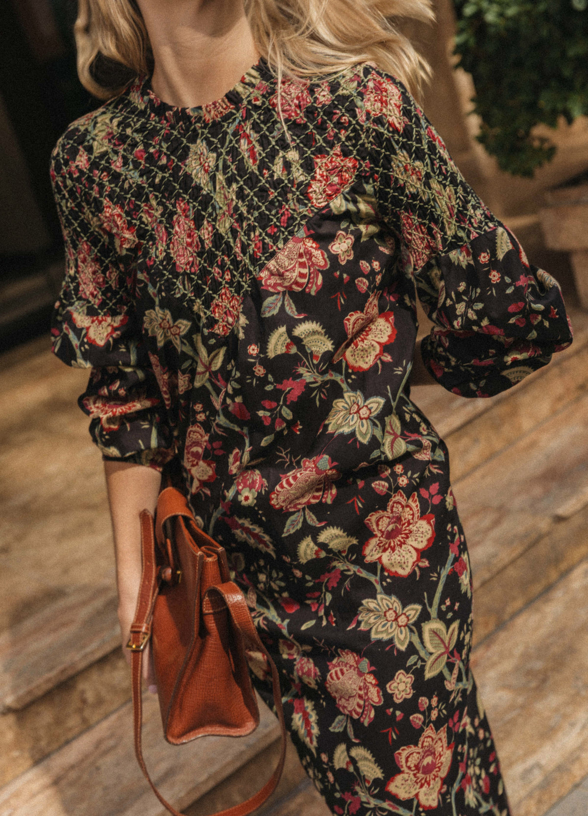 Theodora dress, detail of the smocked yoke and the sleeve with gathered cuff | Cherubina