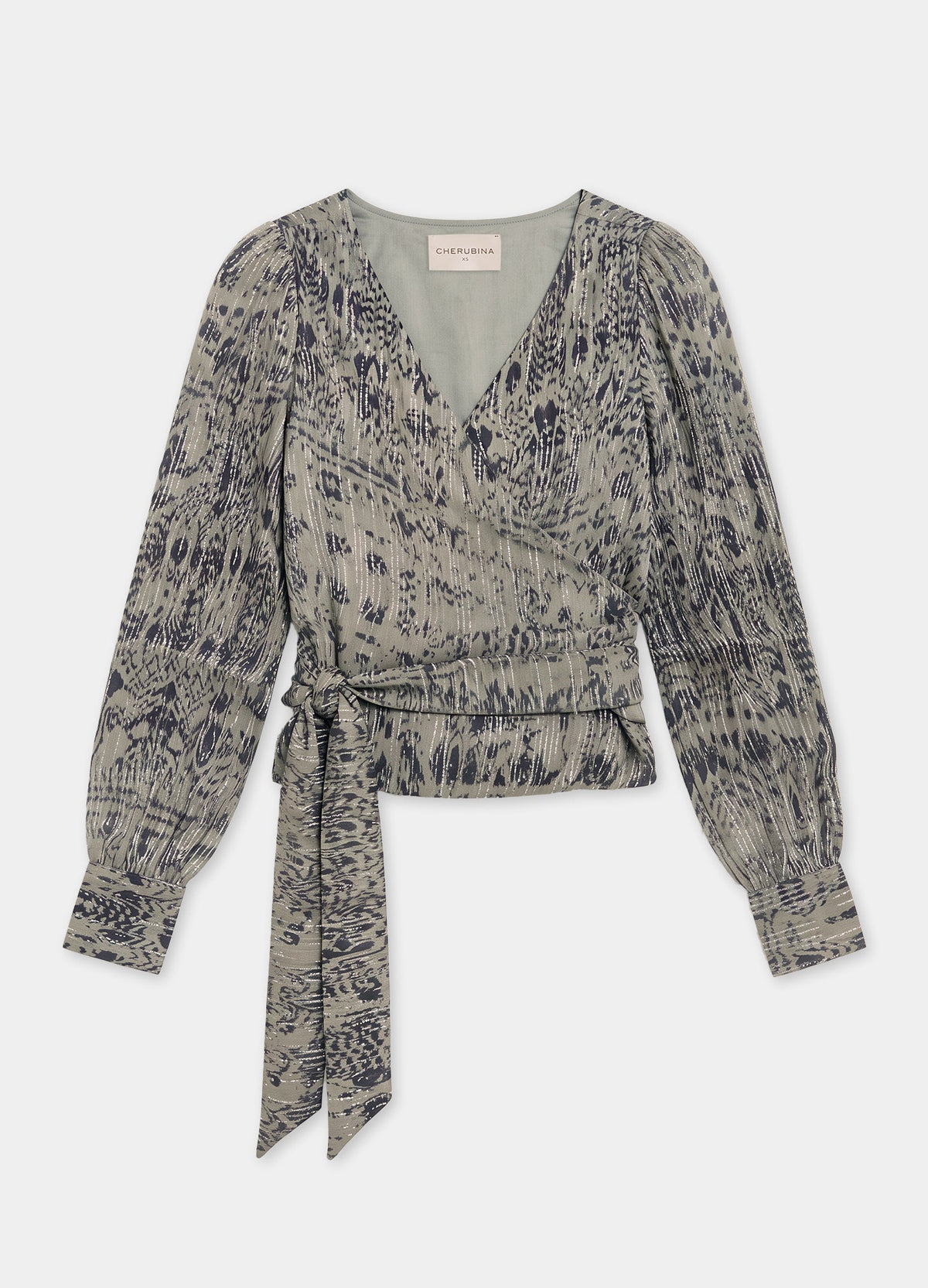 Blusa Tudor gris, prenda incluida en el conjunto